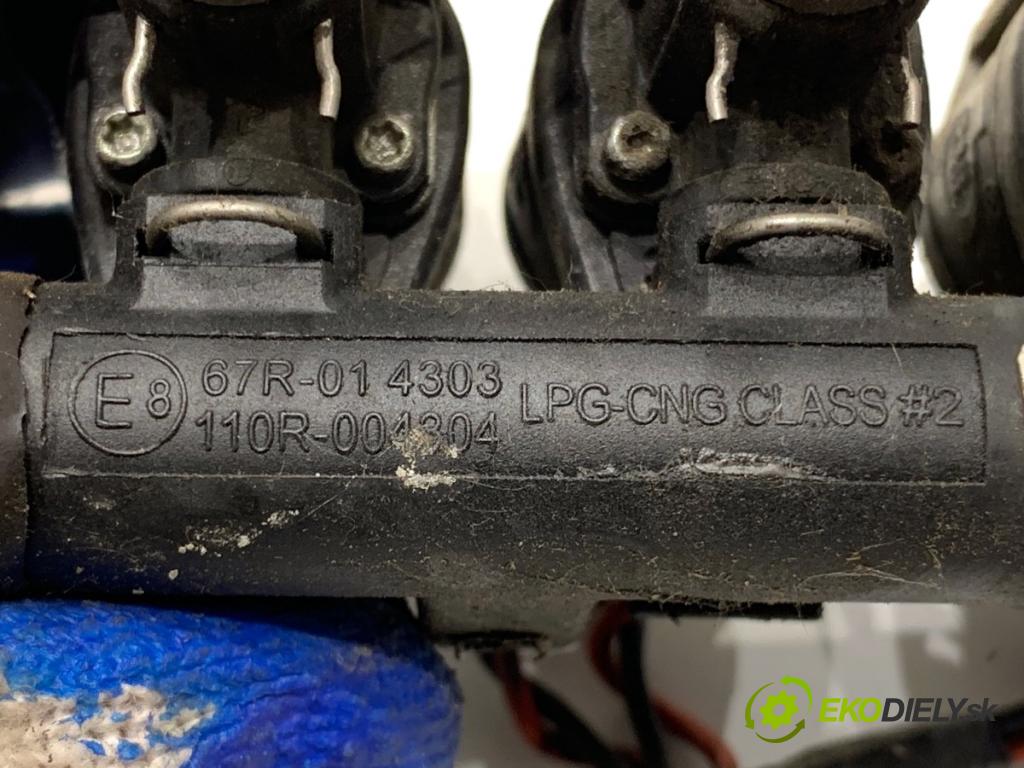 SKODA OCTAVIA I liftback 1998 92 kW 1.8 1781 vstrekovač LPG 67R-014303