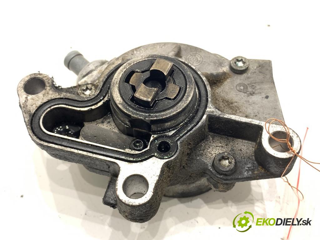 SEAT LEON I liftback 2001 81 kW 1.9 TDI 1896 Pumpa vákuová 038145101B
