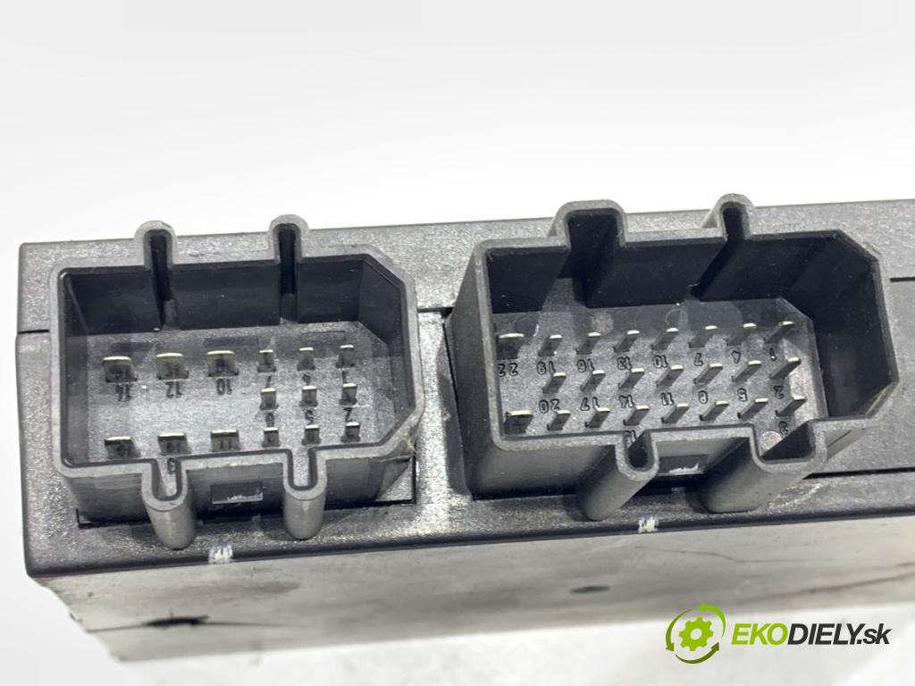 SEAT LEON I liftback 2001 81 kW 1.9 TDI 1896 Modul komfortu 1C0959799F (Modul komfortu)