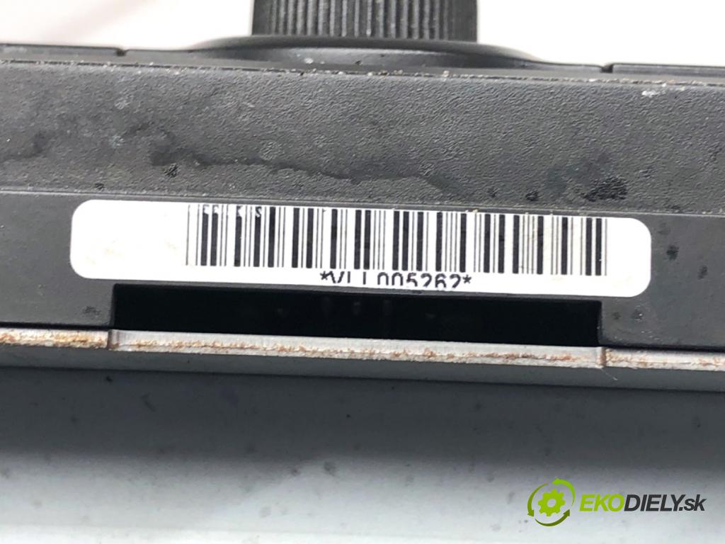 SKODA FABIA II liftback 2007 51 kW 1.2 1198 RADIO 5J0035161 (Audio zařízení)