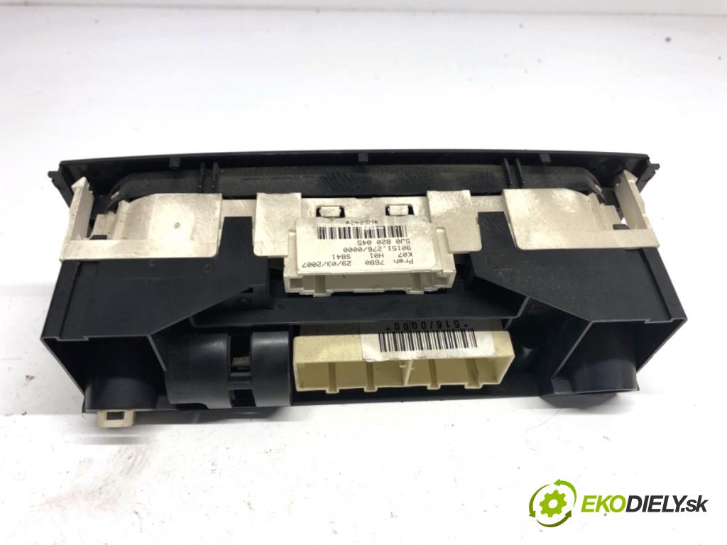 SKODA FABIA II liftback 2007 51 kW 1.2 1198 Panel ovládania kúrenia 5J0820045 (Prepínacie páčky pod volantom)