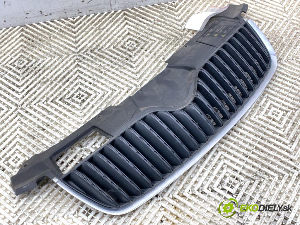 SKODA FABIA II liftback 2007 51 kW 1.2 1198 Mriežka maska 5J0853668A (Mriežka predná (maska chladiča))