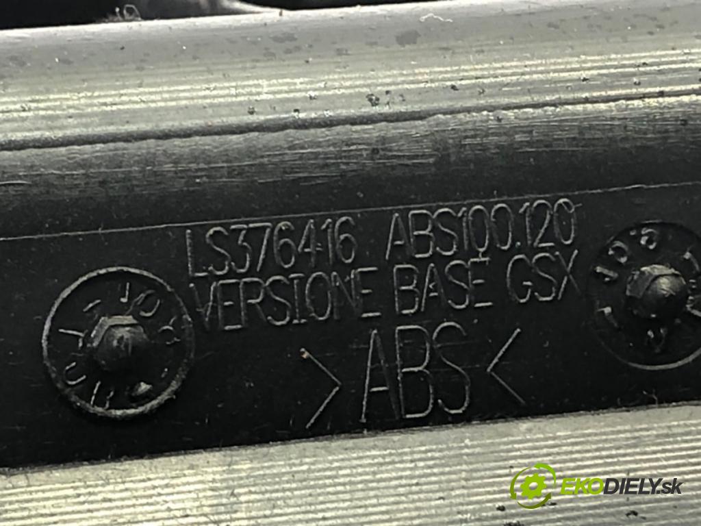 ALFA ROMEO 159 sedan 2007 110 kW 1.9 JTDM 16V (939AXC1B, 939AXC12) 1910 Priehradka, kastlík spolujazdca (Priehradka (kastlík))