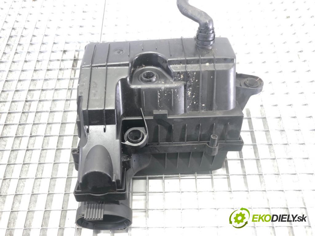 VW GOLF VII liftback 2014 110 kW 2.0 TDI 1968 obal filtra vzduchu 5Q0129607AF (Kryty filtrů)