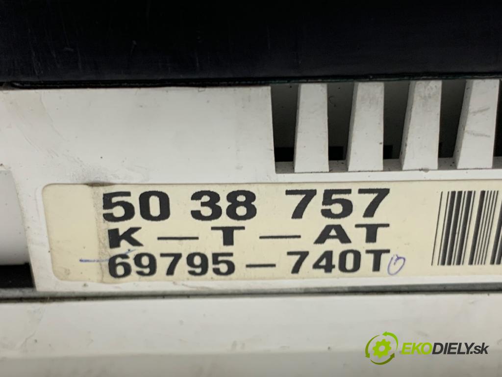 SAAB 45172 kabriolet 1998 136 kW 2.0 Turbo 1985 Prístrojovka  (Prístrojová doska)