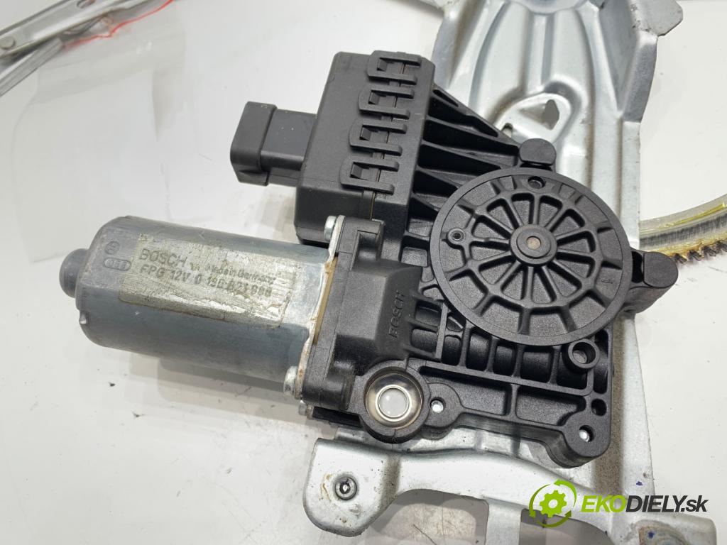 OPEL ASTRA H Kombi 2005 74 kW 1.7 CDTI (L35) 1686 mechanismus okna levý přední část 0130821988