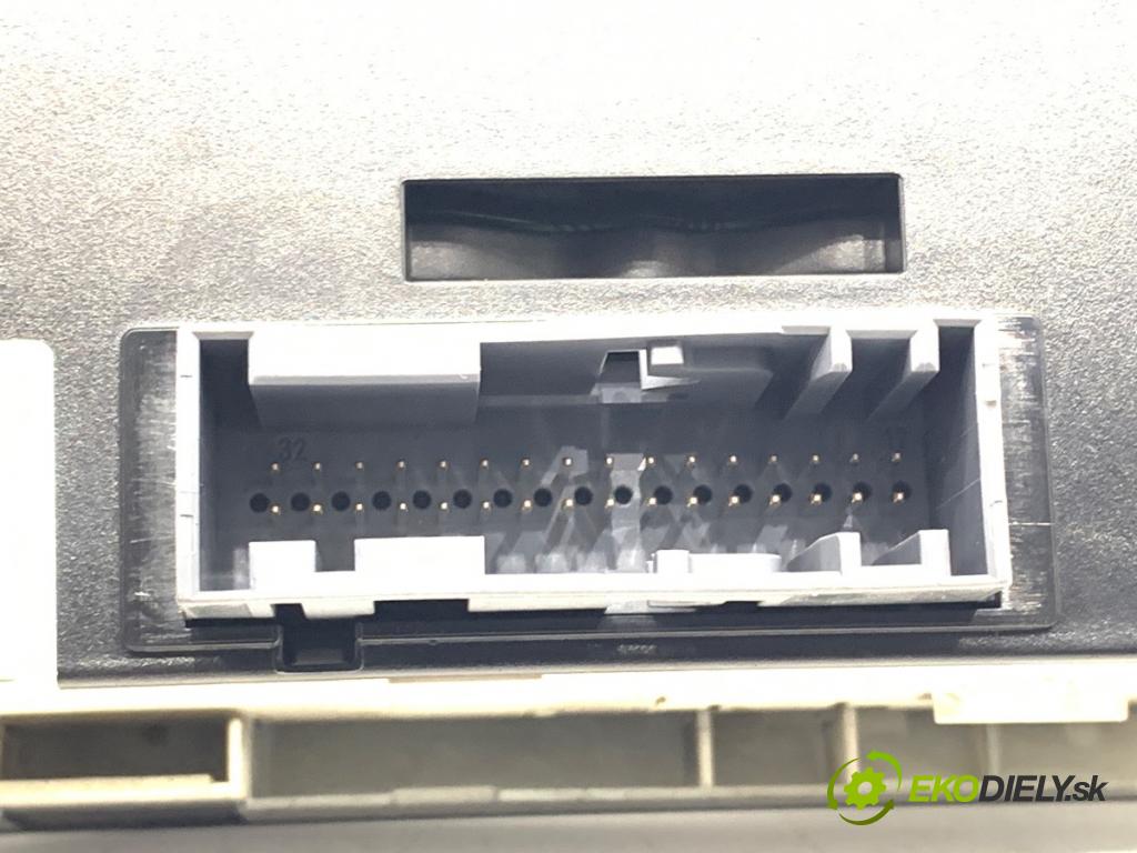 OPEL ASTRA H Kombi 2005 74 kW 1.7 CDTI (L35) 1686 Panel ovládania kúrenia 13201300 (Prepínacie páčky pod volantom)