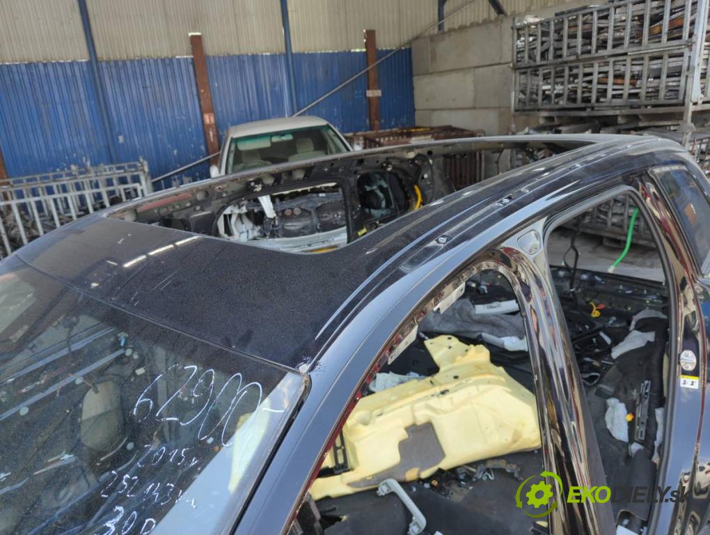 AUDI Q7 4M SUV 2015 200 kW 3.0 TDI quattro 2967 KAROSERIA ČTVRŤÁK blatník zadní část levý pravý práh střecha PODŁUŻNICA levý pravý