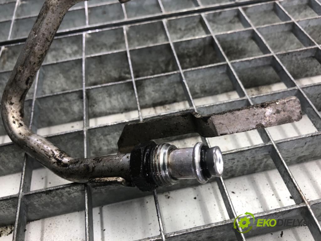 DACIA DUSTER SUV 2017 84 kW 1.6 SCe 115 1598 hadica servočerpadlo  (Rúrka/hadica servočerpadla)