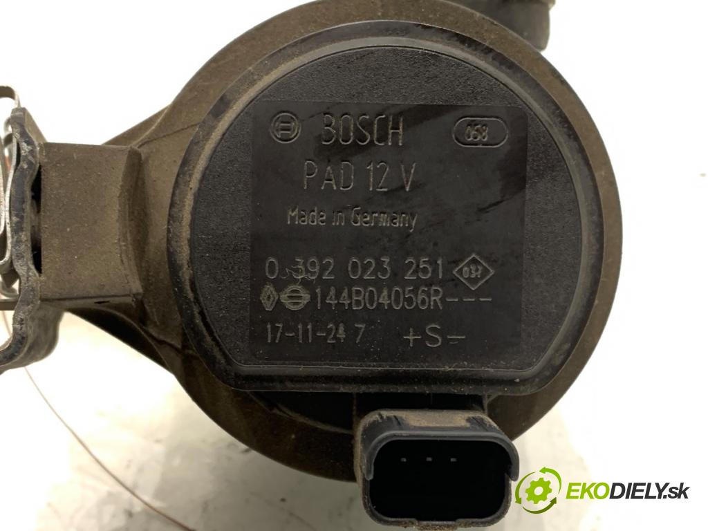DACIA DUSTER SUV 2017 84 kW 1.6 SCe 115 1598 DALŠÍ: Pumpa vody 144B04056R (Vodná pumpa)