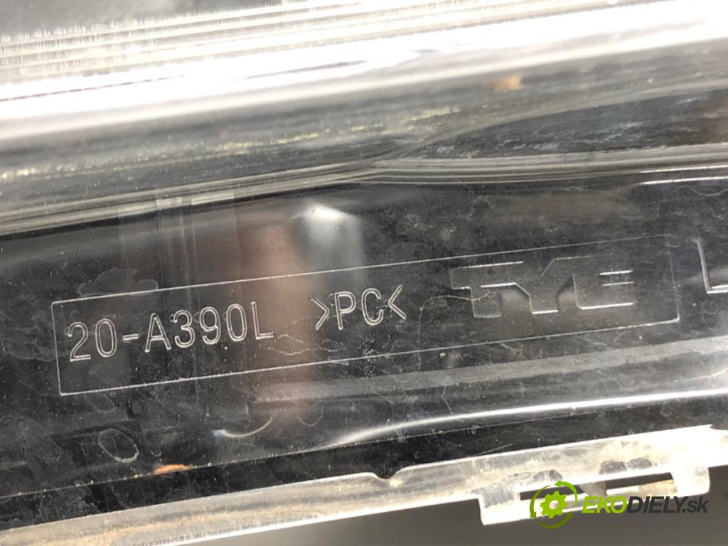 OPEL ASTRA H kabriolet 2007 85 kW 1.6 (L67) 1598 světlomet levý přední část