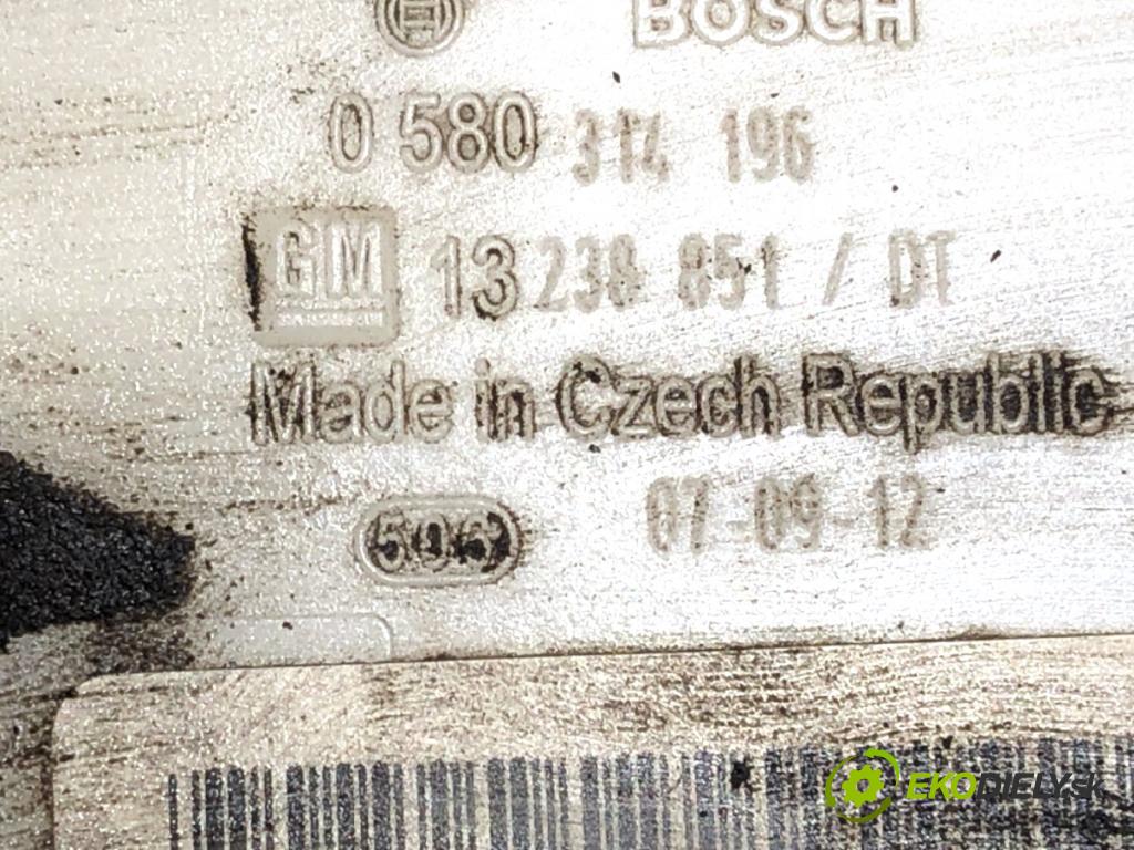 OPEL ASTRA H kabriolet 2007 85 kW 1.6 (L67) 1598 pumpa paliva 13238851