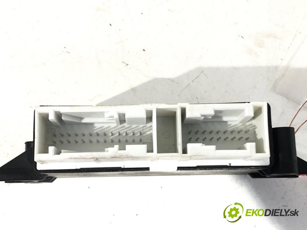 VW GOLF VII liftback 2014 110 kW 2.0 TDI 1968 Modul PDC 5Q0919298F (Riadiaca jednotka ostatné)