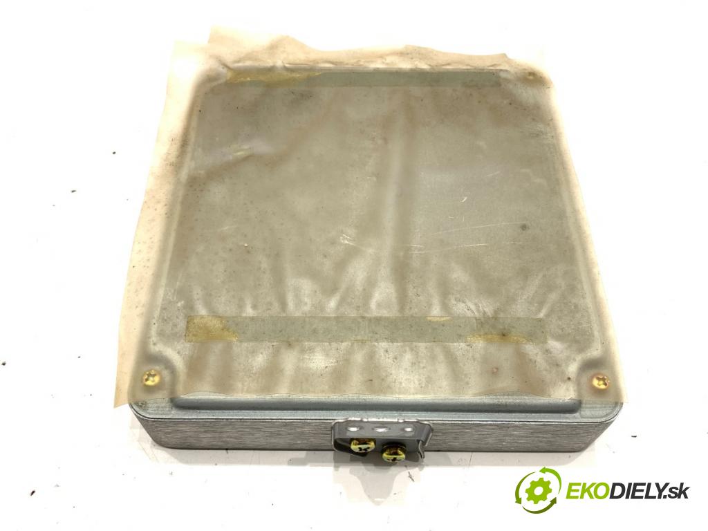 TOYOTA COROLLA E12 liftback 2002 141 kW 1.8 VVTL-i TS (ZZE123) 1796 riadiaca jednotka Motor 89666-02090 (Riadiaca jednotka)