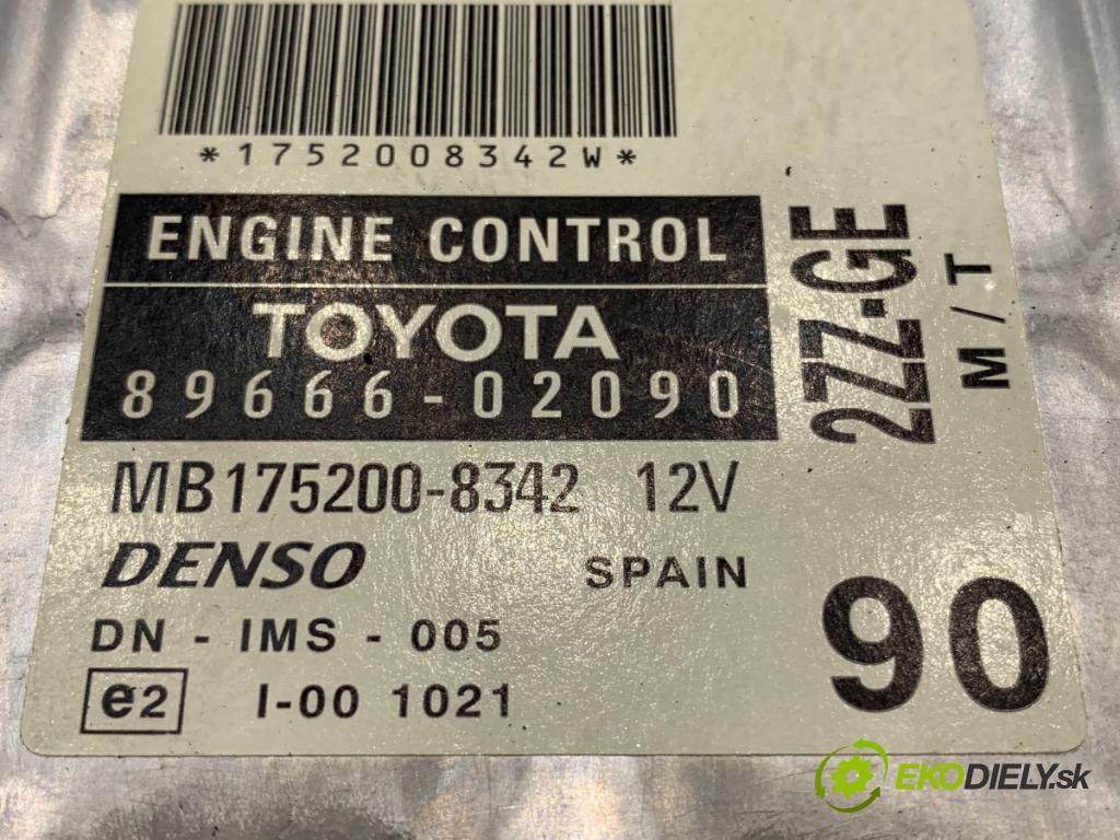 TOYOTA COROLLA E12 liftback 2002 141 kW 1.8 VVTL-i TS (ZZE123) 1796 riadiaca jednotka Motor 89666-02090 (Riadiaca jednotka)
