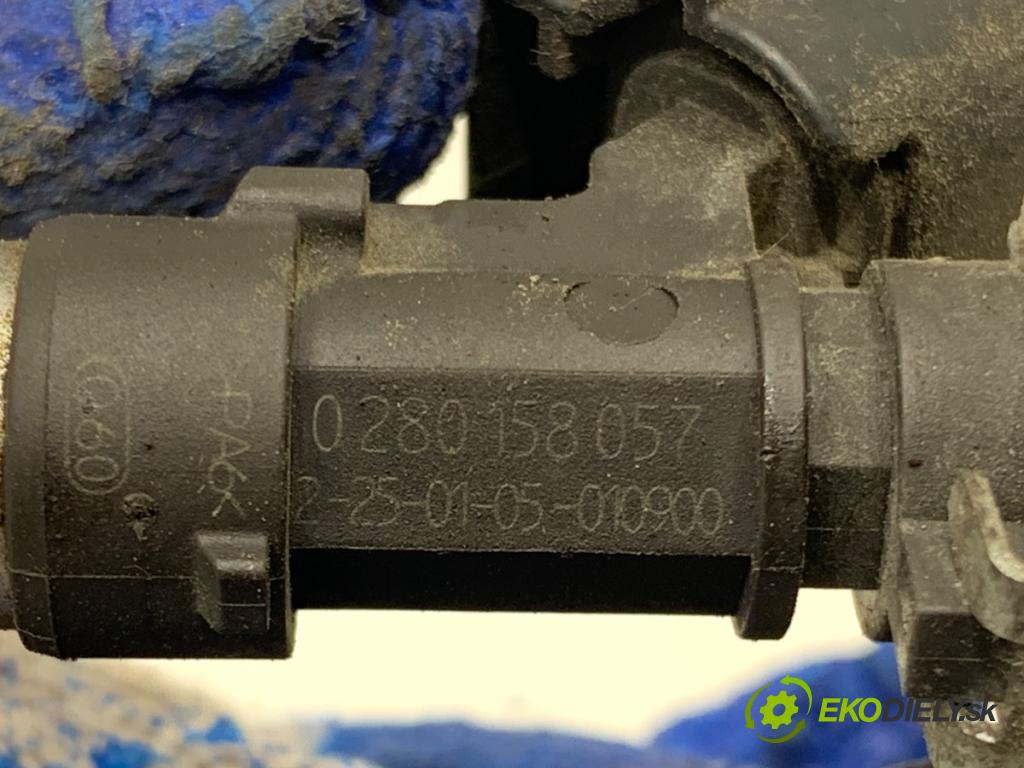 CITROEN C4 I liftback 2005 80 kW 1.6 16V 1587 Lišta vstrekovacia 0280158057 (Vstrekovacia lišta)