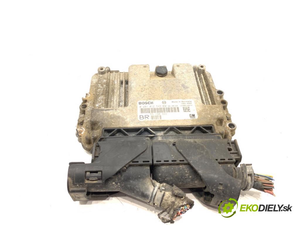 OPEL ASTRA H Kombi 2006 74 kW 1.9 CDTI (L35) 1910 riadiaca jednotka Motor 55198922 (Riadiaca jednotka)