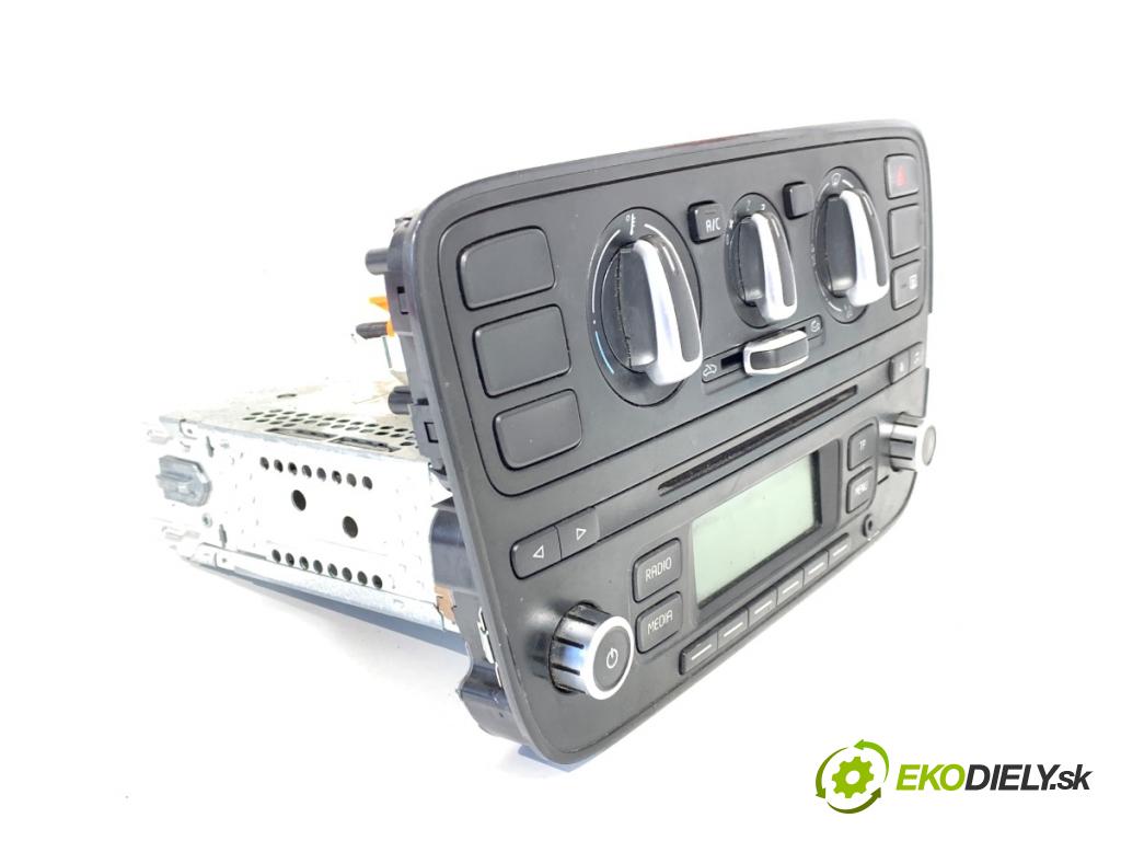SKODA CITIGO liftback 2014 44 kW 1.0 999 RADIO 1ST035156B 1ST820045N (Audio zařízení)