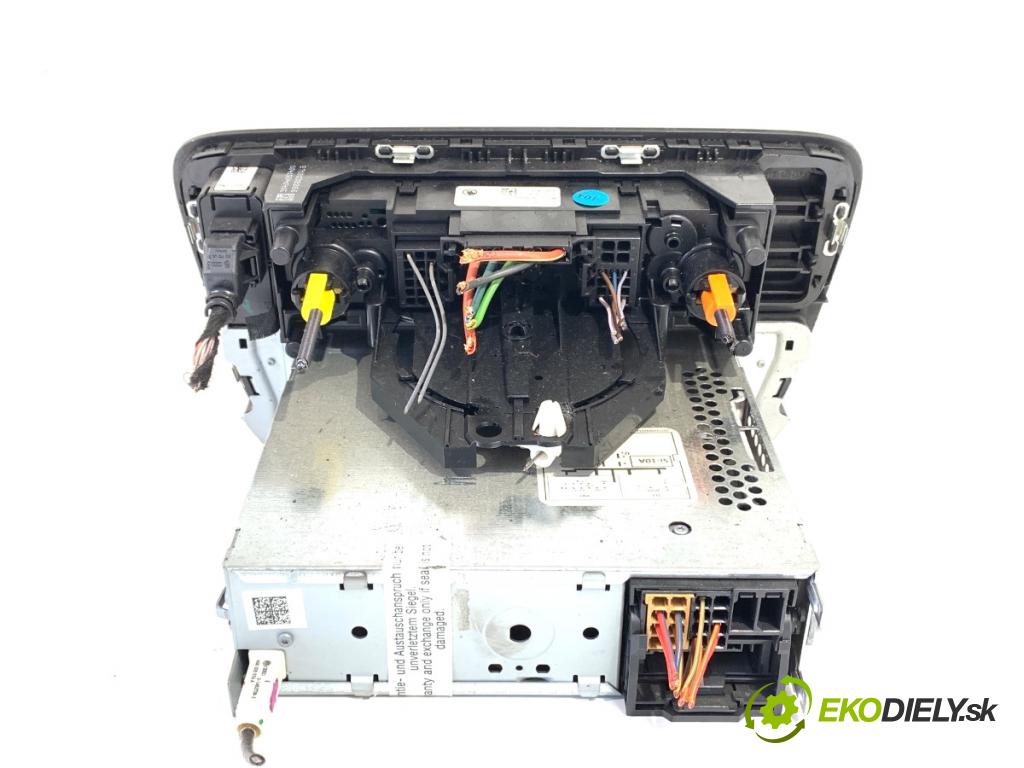 SKODA CITIGO liftback 2014 44 kW 1.0 999 RADIO 1ST035156B 1ST820045N (Audio zařízení)