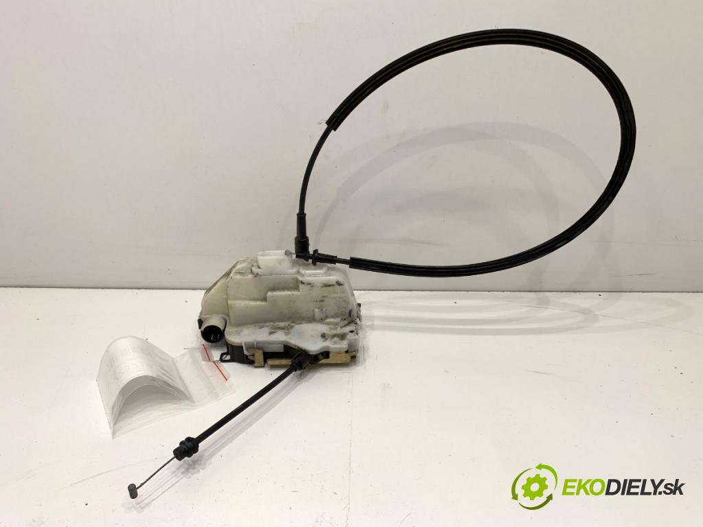 CITROEN C3 kabriolet 2003 54 kW 1.4 1360 zámok dveře pravý přední část 46978880