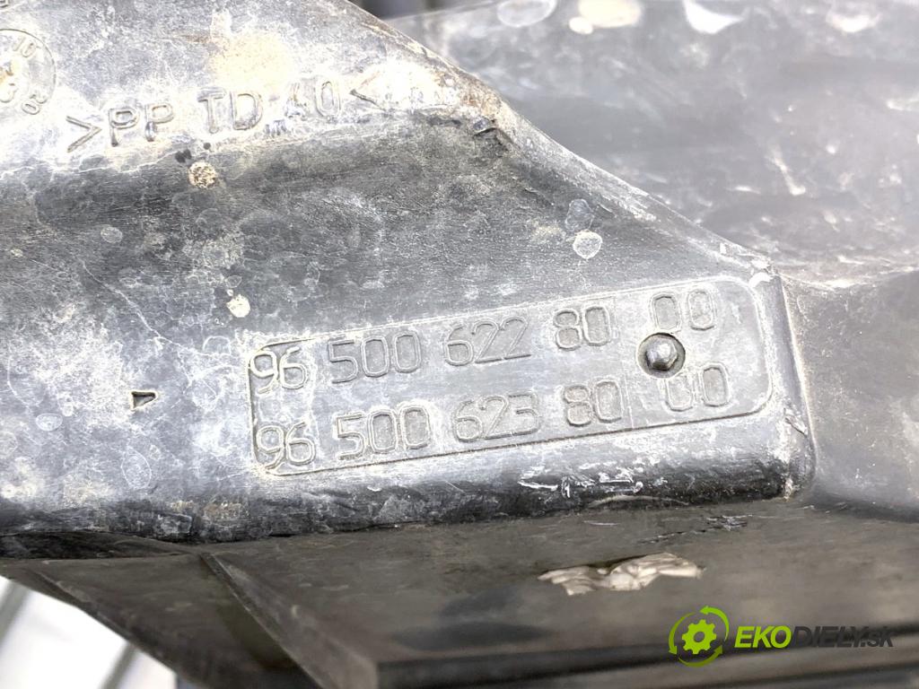 CITROEN C3 kabriolet 2003 54 kW 1.4 1360 Obal filtra vzduchu 965006228000 (Obal filtra vzduchu)