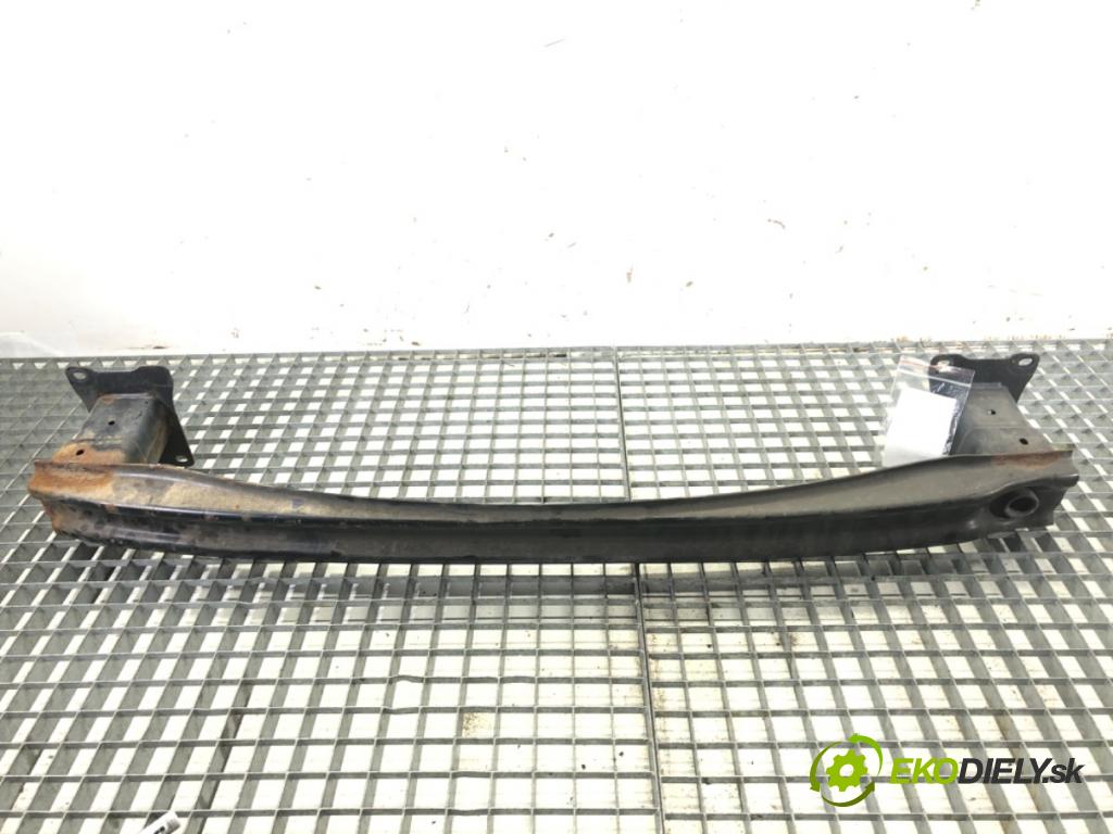 VW GOLF VII Kombi 2014 110 kW 2.0 TDI 1968 Výstuha nárazníka zad  (Výstuha zadná)