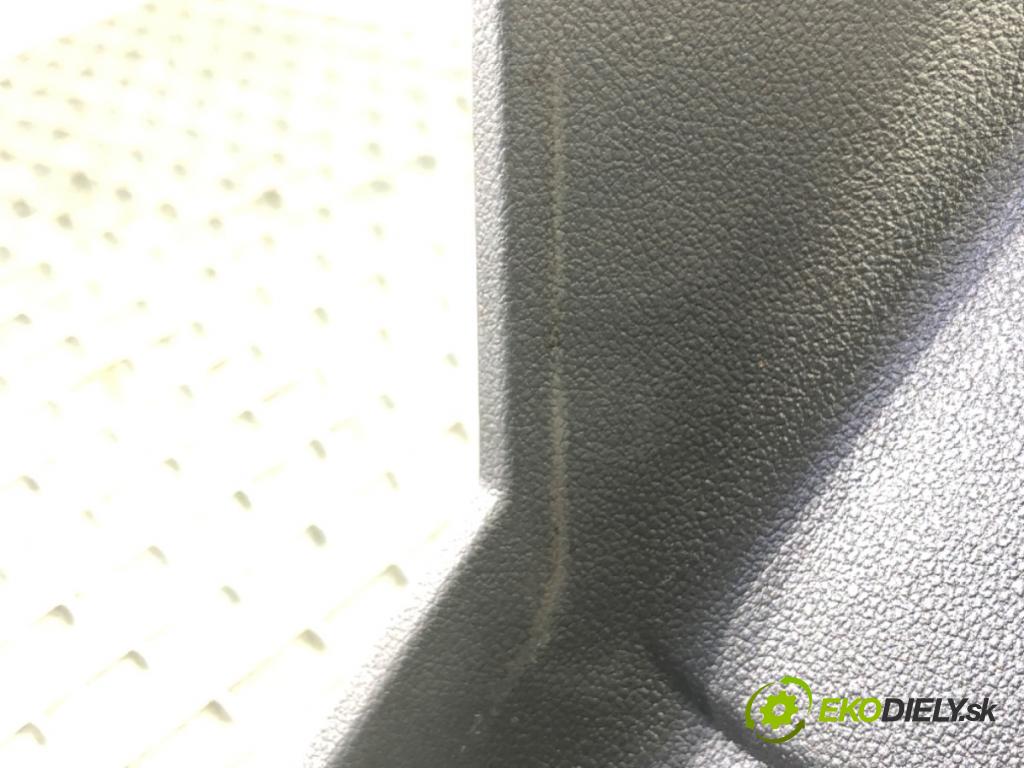 VW GOLF VII Kombi 2014 110 kW 2.0 TDI 1968 Priehradka, kastlík spolujazdca 5G1857290 (Priehradka (kastlík))