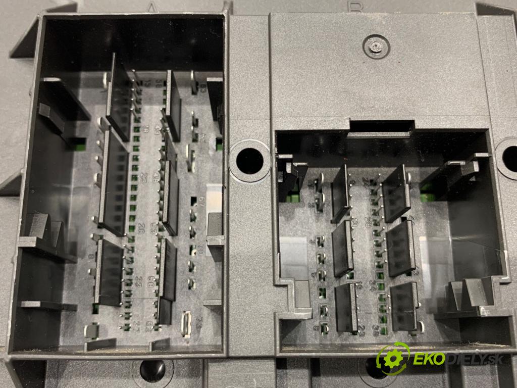 VW GOLF VII Kombi 2014 110 kW 2.0 TDI 1968 Modul komfortu 5Q0937086AE (Modul komfortu)