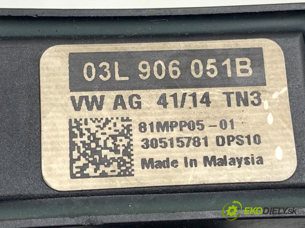 VW GOLF VII Kombi 2014 110 kW 2.0 TDI 1968 snímač tlaku spalín DPF 03L906051B
