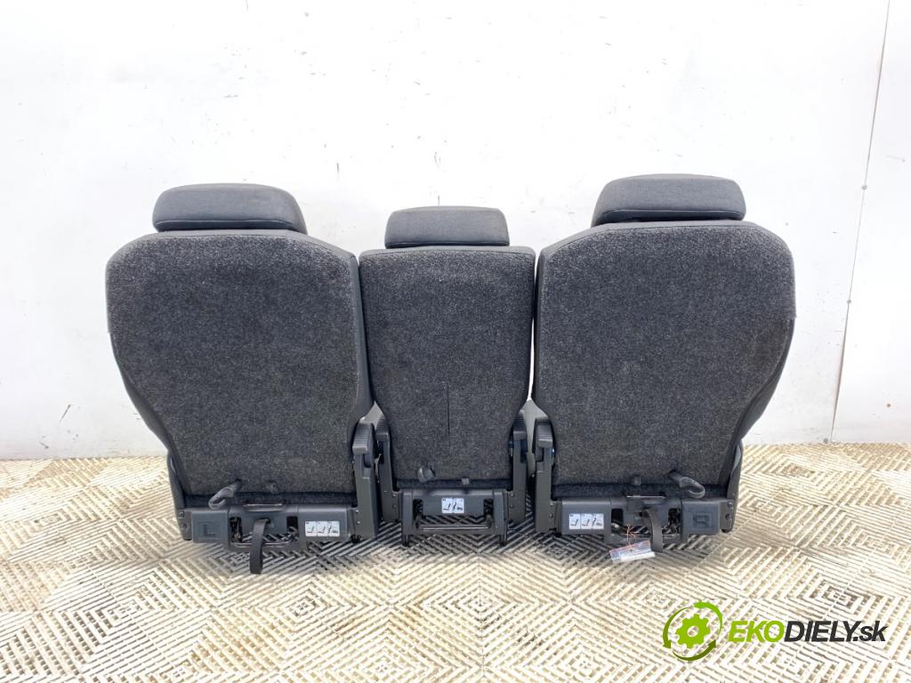 SKODA ROOMSTER nadwozie wielkoprzestrzenne (MPV) 2010 51 kW 1.2 1198 Sedadlo druhý rad