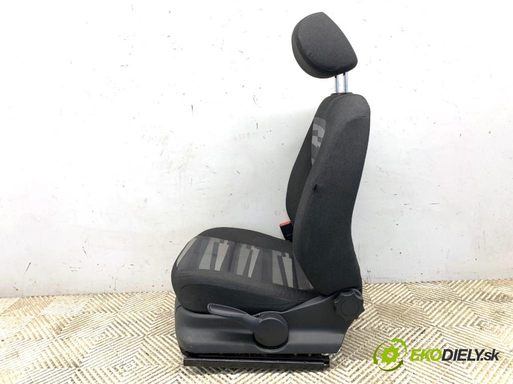 SKODA ROOMSTER nadwozie wielkoprzestrzenne (MPV) 2010 51 kW 1.2 1198 Sedadlo ľavy predný