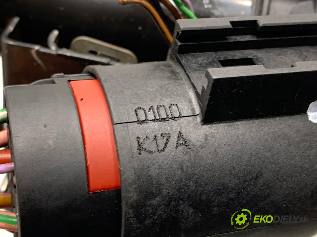 MERCEDES-BENZ W168 liftback 2000 66 kW A 170 CDI (168.008) 1689 spinačka A1684600916 (Spínacia skrinka)