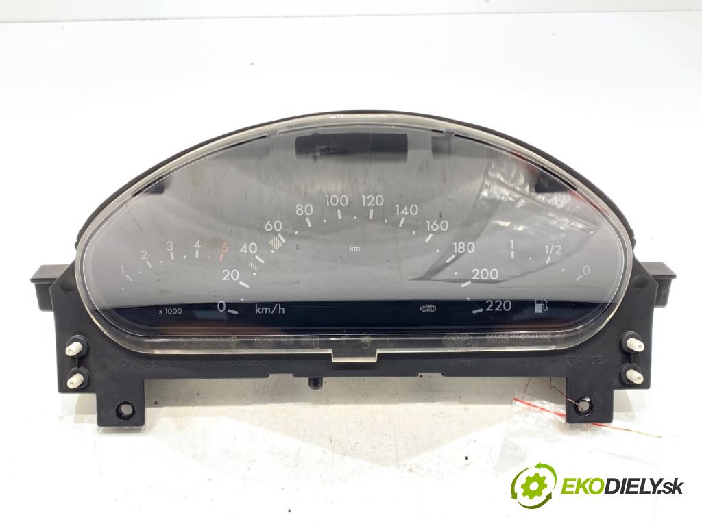 MERCEDES-BENZ W168 liftback 2000 66 kW A 170 CDI (168.008) 1689 Prístrojovka A1685404711 (Prístrojová doska)