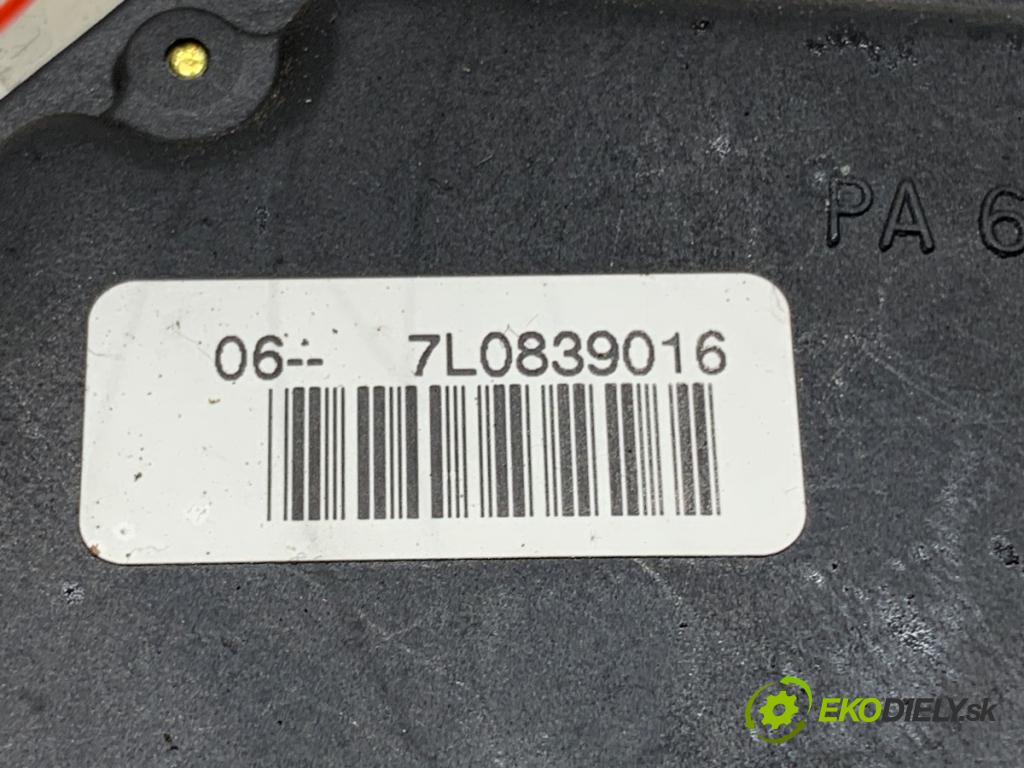 VW TOURAN nadwozie wielkoprzestrzenne (MPV) 2004 103 kW 2.0 TDI 16V 1968 zámok dveře pravý zadní část 7L0839016