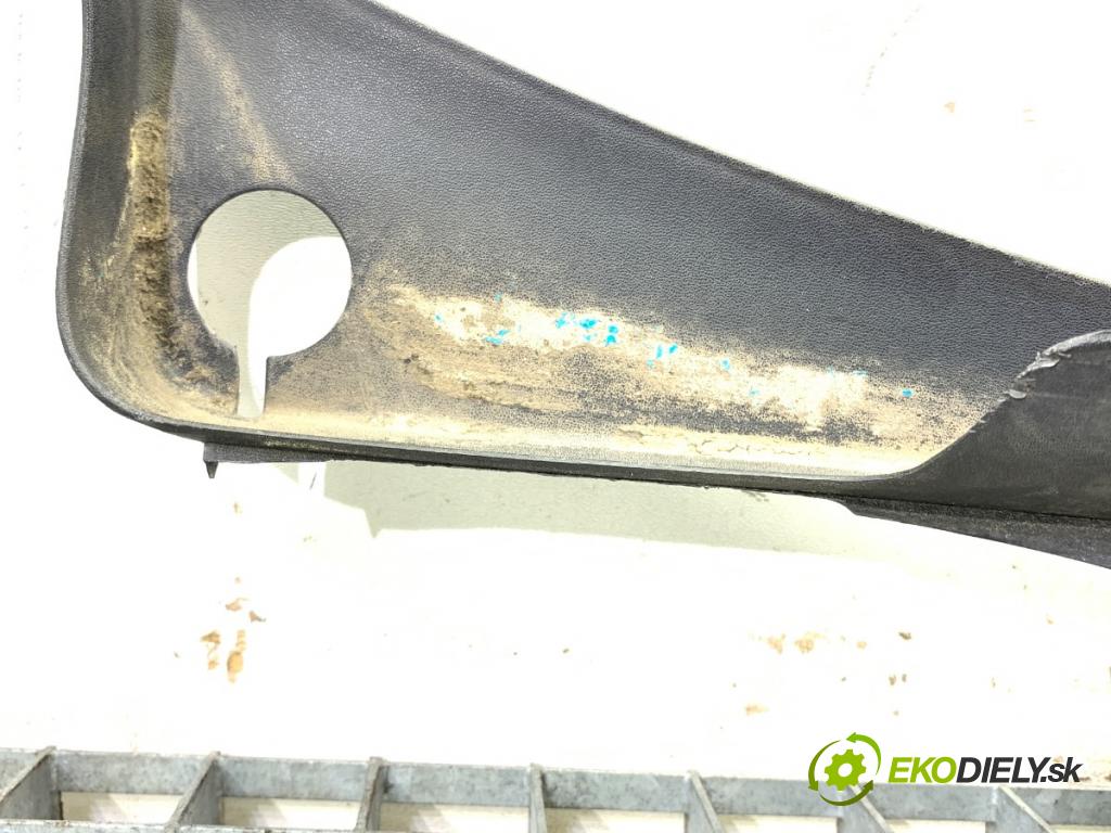 VW TOURAN nadwozie wielkoprzestrzenne (MPV) 2004 74 kW 1.9 TDI 1896 Torpédo, plast pod čelné okno  (Torpédo (plast pod čelným sklom))