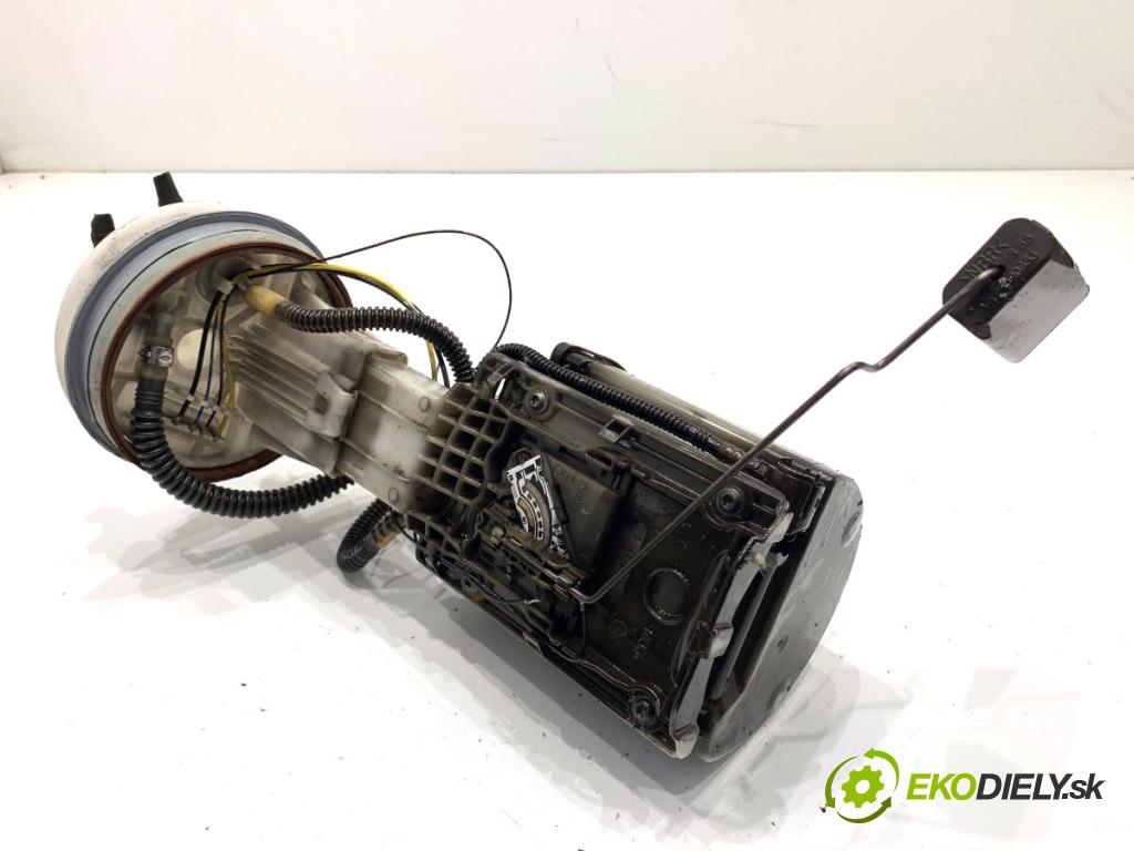 AUDI A4 B7 Kombi 2006 85 kW 1.9 TDI 1896 pumpa paliva 8E0919050D
