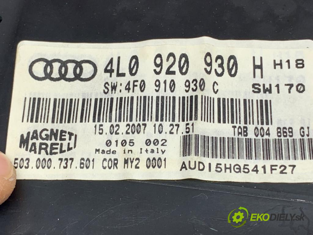 AUDI Q7 4L SUV 2007 171 kW 3.0 TDI quattro 2967 prístrojovka 4L0920930H (Přístrojové desky, displeje)