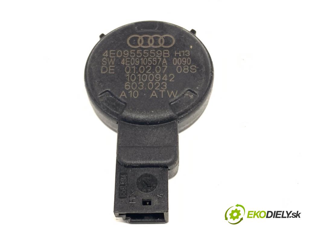 AUDI Q7 4L SUV 2007 171 kW 3.0 TDI quattro 2967 Snímač dažďa 4E0955559B (Snímač dažďa)