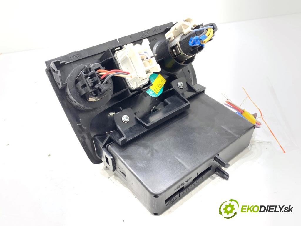 RENAULT ESPACE IV nadwozie wielkoprzestrzenne (MPV) 2002 88 kW 1.9 dCi (JK0U, JK0G) 1870 spinačka 8200224594 (Spínacia skrinka)