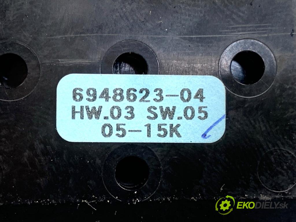 BMW E90 sedan 2005 110 kW 320 i 1995 Prepínač okien 6948623 (Prepínacie páčky pod volantom)