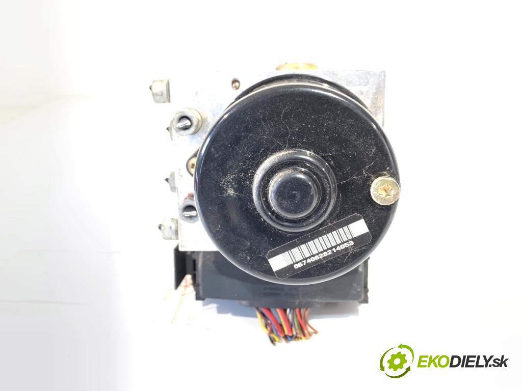 BMW E90 sedan 2005 110 kW 320 i 1995 Pumpa ABS 6771486 (Pumpa ABS)