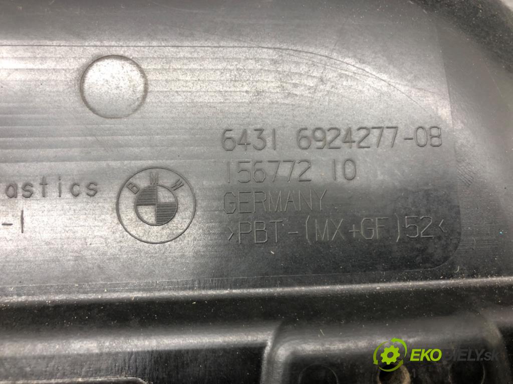 BMW E90 sedan 2005 110 kW 320 i 1995 Torpédo, plast pod čelné okno  (Torpédo (plast pod čelným sklom))