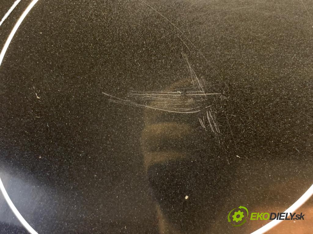 BMW E90 sedan 2005 110 kW 320 i 1995 kapota  (Kapoty)