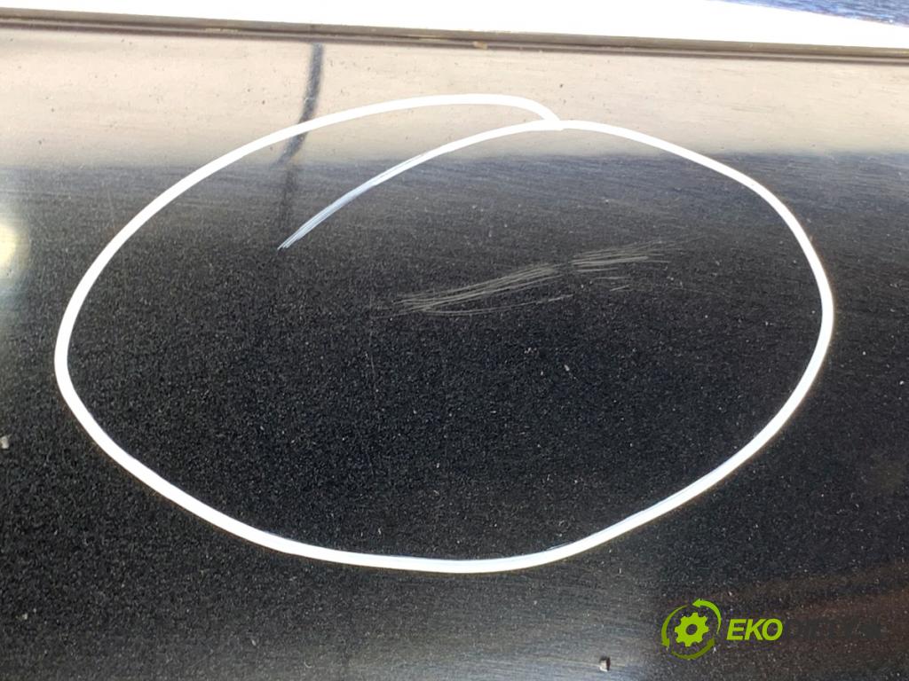 BMW E90 sedan 2005 110 kW 320 i 1995 kapota  (Kapoty)