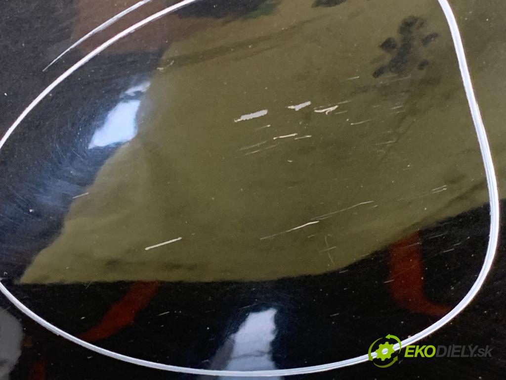 BMW E90 sedan 2005 110 kW 320 i 1995 Blatník ľavy predný