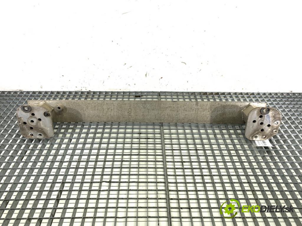 PEUGEOT 308 I liftback 2007 88 kW 1.6 16V 1598 Výstuha nárazníka zad  (Výstuha zadná)