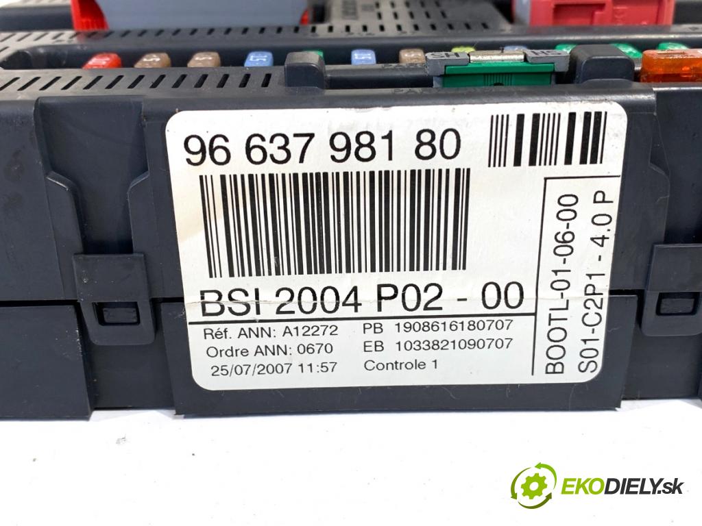 PEUGEOT 308 I liftback 2007 88 kW 1.6 16V 1598 modul BSI 9663798180 (Pojistkové skříňky)