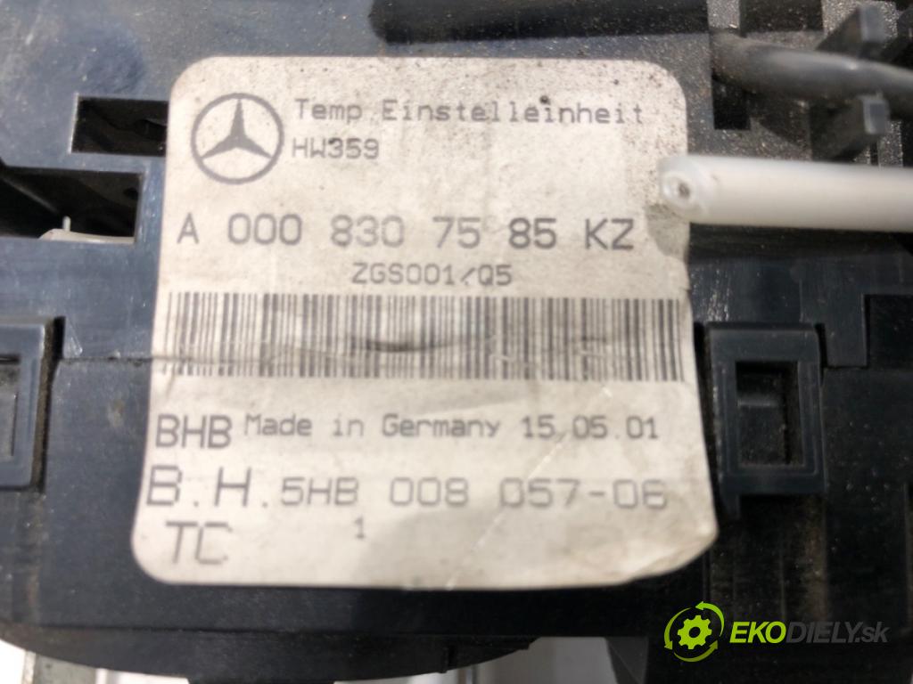 MERCEDES-BENZ W638 Autobus 1997 58 kW 108 D 2.3 (638.164) 2299 Panel ovládania kúrenia A0008307585 (Prepínacie páčky pod volantom)