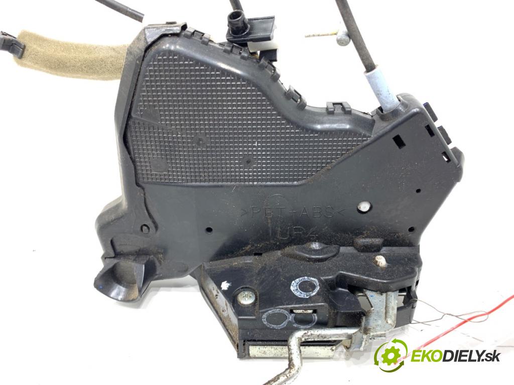 HONDA CIVIC IX liftback 2014 104 kW 1.8 i-VTEC (FK2) 1798 zámok dveře pravý přední část