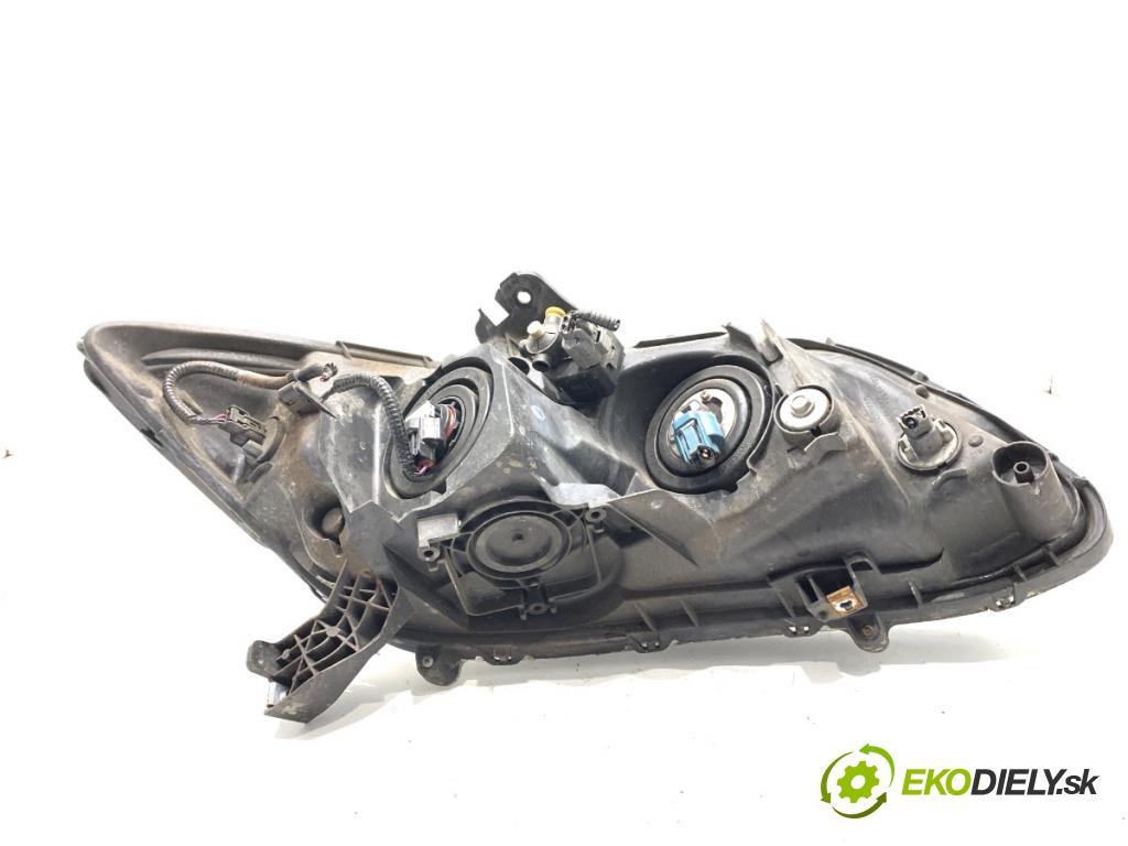 HONDA CIVIC IX liftback 2014 104 kW 1.8 i-VTEC (FK2) 1798 světlomet levý přední část